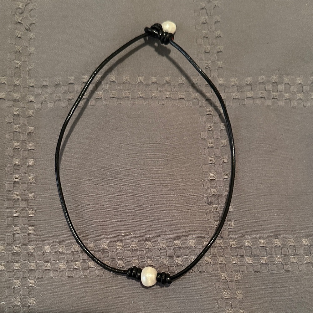 Elegant Black and White Beaded Choker